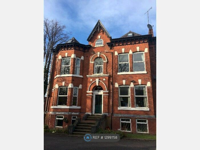 2 Bedroom Flat To Rent In Chorlton, Manchester M21