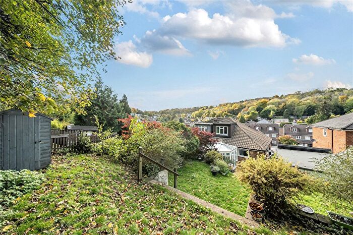 3 Bedroom Semi-Detached House For Sale In Sunningvale Avenue, Biggin Hill, Westerham, Kent, TN16