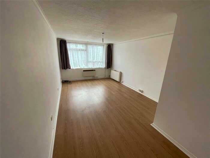 1 Bedroom Flat To Rent In Station Road, New Barnet, Barnet, EN5