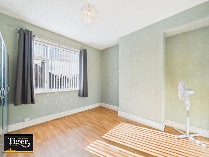 3 Bedroom Terraced House For Sale In St Ives Avenue, Blackpool, FY1