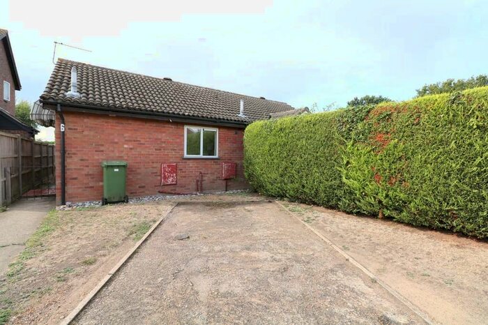 2 Bedroom Semi-Detached Bungalow To Rent In Egremont Road, Diss, IP22