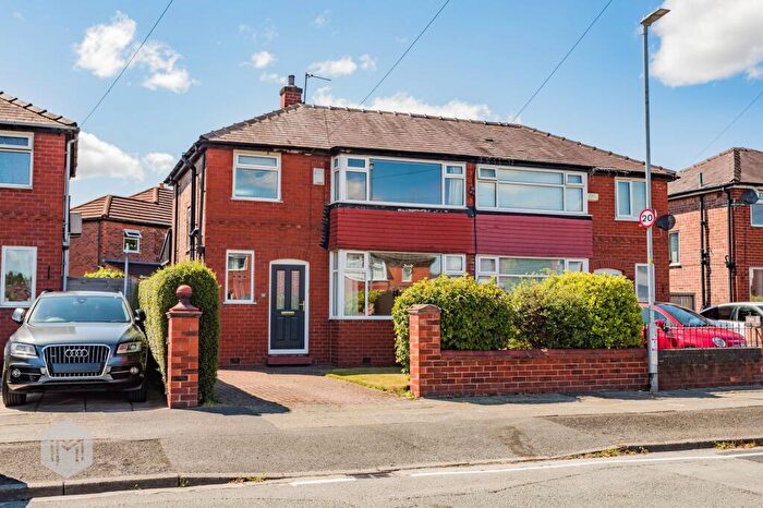 3 Bedroom Semi-Detached House For Sale In Campbell Road, Swinton, M27