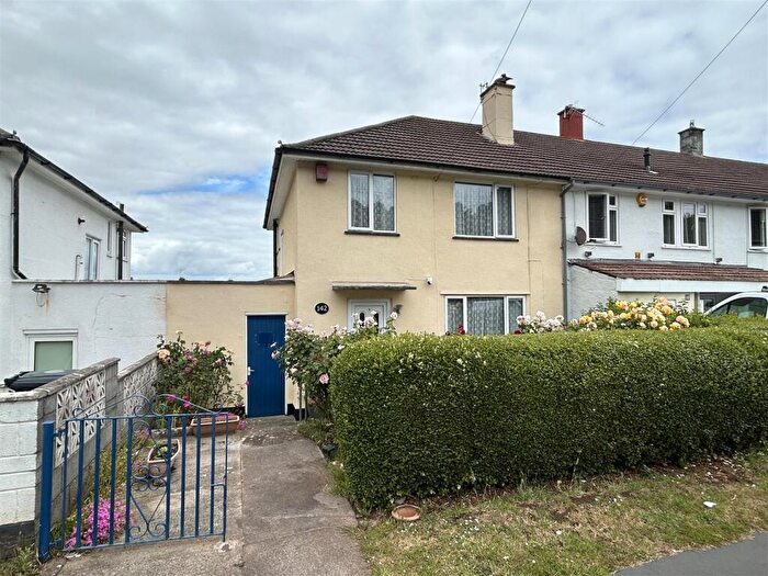 3 Bedroom End Of Terrace House For Sale In Barrowmead Drive, Lawrence Weston, BS11