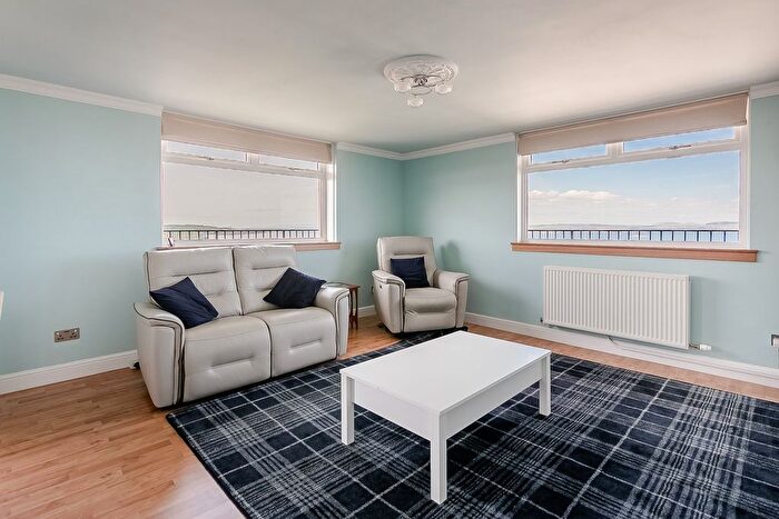 2 Bedroom Flat For Sale In Pennywell Gardens, Edinburgh, EH4