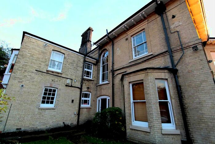 2 Bedroom Flat To Rent In Fonnereau Road, Ipswich, IP1