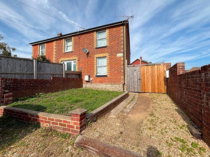 2 Bedroom Property For Sale In Bettesworth Road, Ryde, PO33