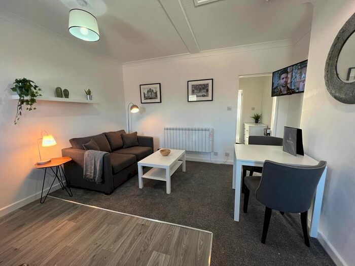 1 Bedroom Flat To Rent In High Street, Wellington, Telford, TF1