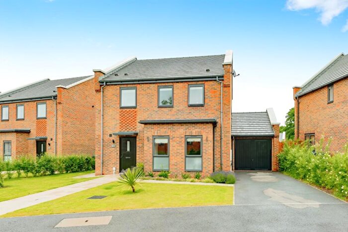 3 Bedroom Detached House For Sale In Wychwood Place, Crawley Down, Crawley, RH10