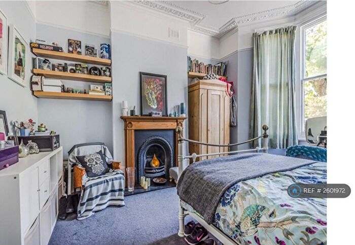 2 Bedroom Flat To Rent In Courthope Road, London, NW3