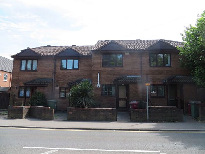 2 Bedroom Terraced House To Rent In Mackender Court, Scunthorpe, DN16