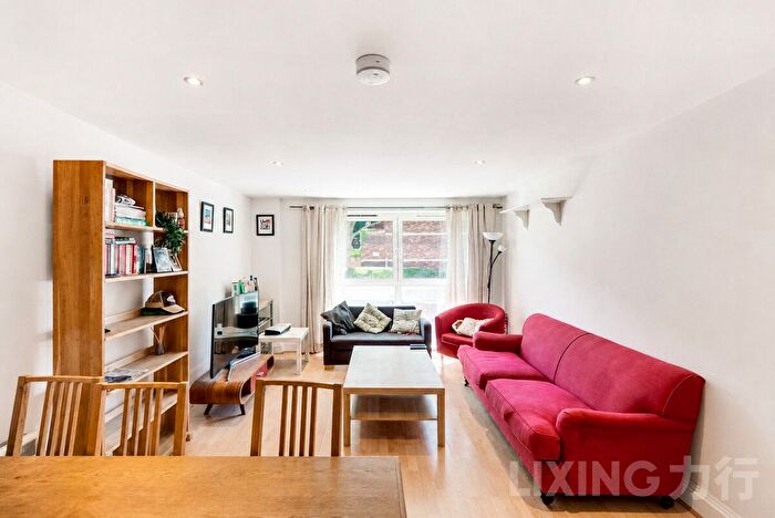 3 Bedroom Flat For Sale In Vauxhall Bridge Road, Westminster, SW1V
