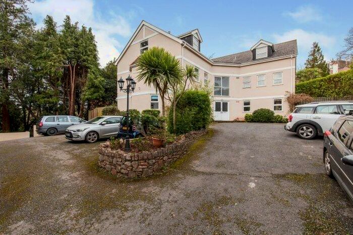 2 Bedroom Property To Rent In Old Torwood Road, Torquay, TQ1