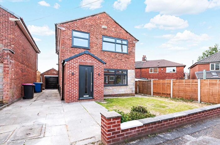 3 Bedroom Detached House To Rent In Donnington Gardens, Walkden, M28