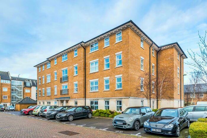 2 Bedroom End Of Terrace House To Rent In Reliance Way, East Oxford, OX4