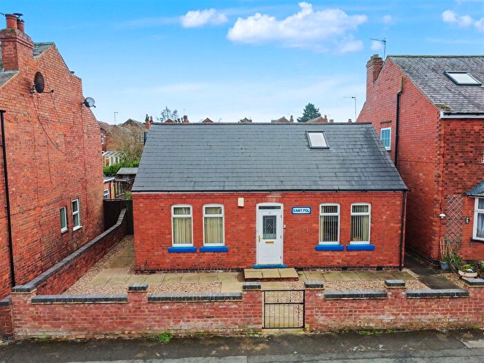 5 Bedroom Detached Bungalow For Sale In Oakfield Road, Stapleford, Nottingham, NG9