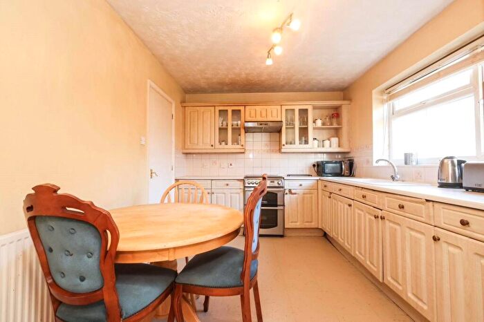 4 Bedroom Detached House For Sale In Small Close, Smethwick, West Midlands, B67