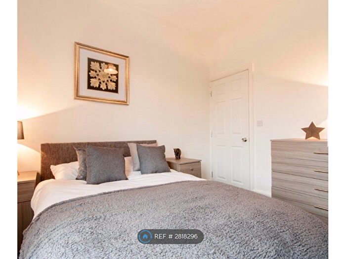 4 Bedroom Terraced House To Rent In Franklyn Street, Stoke-On-Trent, ST1