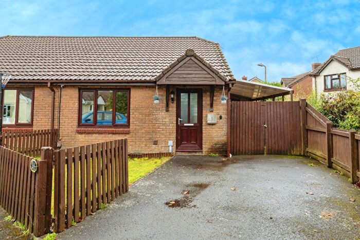 3 Bedroom Semi-Detached Bungalow For Sale In Rosemary Close, Sketty, Swansea, SA2