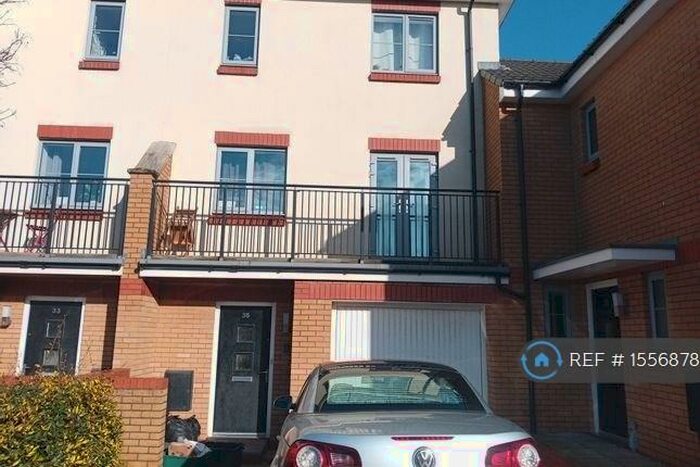 6 Bedroom Terraced House To Rent In Sorrel Place, Stoke Gifford, Bristol, BS34