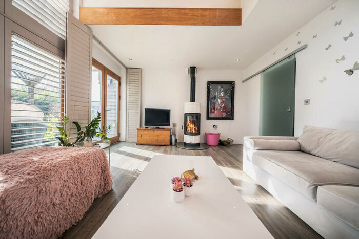 4 Bedroom Detached House For Sale In Common Lane, Lewes, BN8