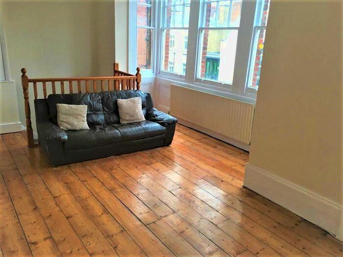 1 Bedroom Flat To Rent In Streatham, London SW16
