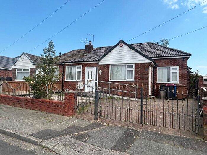 3 Bedroom Bungalow To Rent In Hyde Drive, Worsley, M28