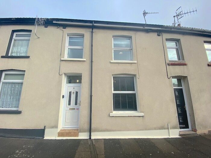 3 Bedroom Terraced House To Rent In Park Street Tonypandy -, Clydach, CF40