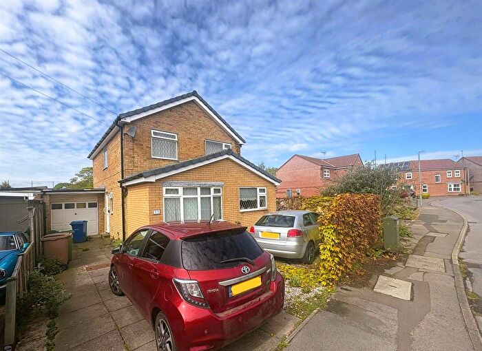 4 Bedroom Detached House For Sale In Ashcourt Drive, Hornsea, HU18