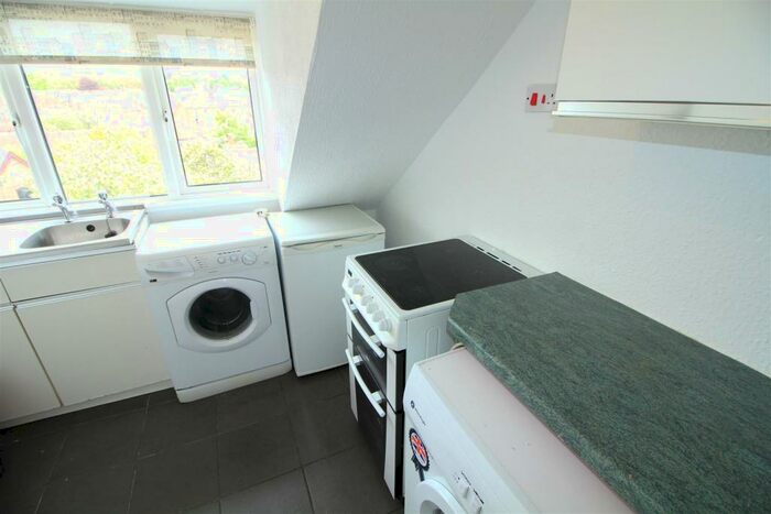 1 Bedroom Flat To Rent In Burnham Street, Nottingham, NG5