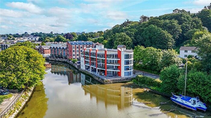 3 Bedroom Flat For Sale In Malpas Road, Truro, TR1