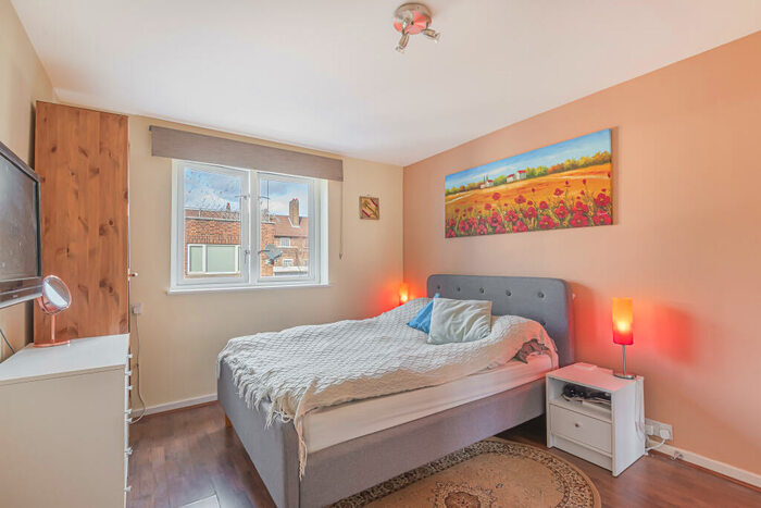 1 Bedroom Flat To Rent In Nile Street, London, N1