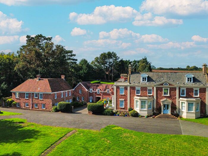 1 Bedroom Flat For Sale In Halse Manor, Halse, Taunton, Somerset, TA4