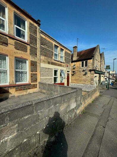 2 Bedroom Property To Rent In Coronation Avenue, Bath, BA2