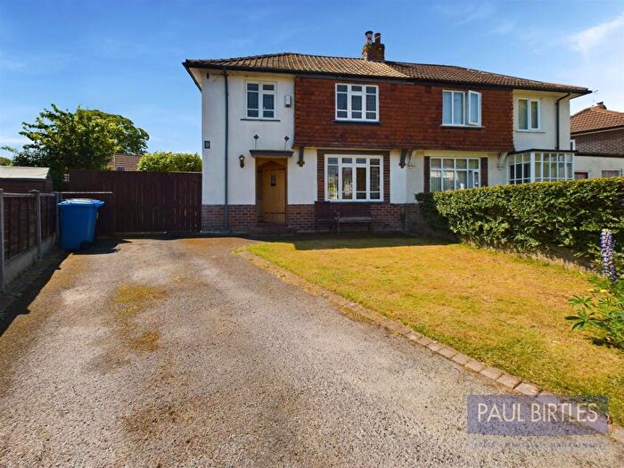 2 Bedroom Semi-Detached House To Rent In Tintern Avenue, Flixton, Manchester, M41