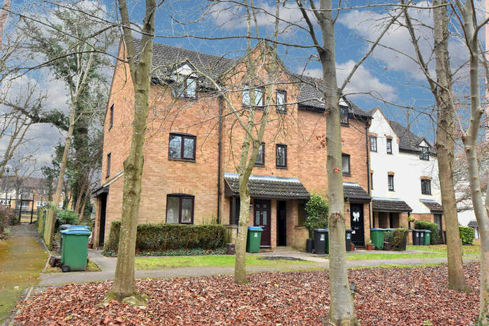 1 Bedroom Flat To Rent In Ravenscroft, Watford, WD25