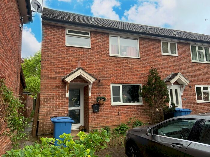 3 Bedroom Property To Rent In Daniels Close, Acton, Sudbury, CO10