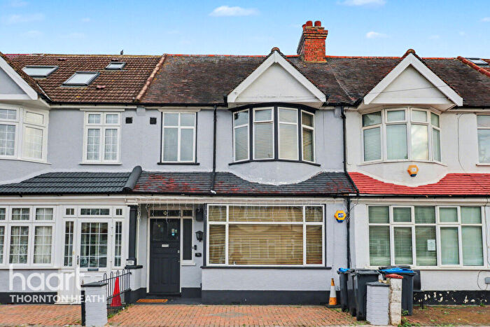 3 Bedroom Terraced House For Sale In Limpsfield Avenue, Thornton Heath, CR7