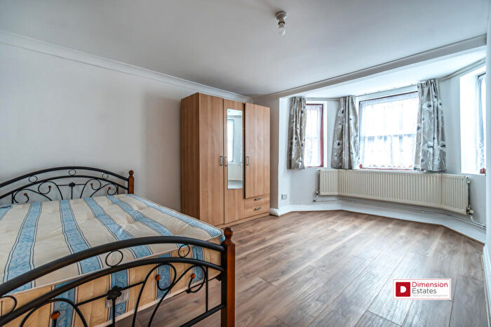 1 Bedroom Flat To Rent In Clapton Pond, Lower Clapton, Hackney, London, E5