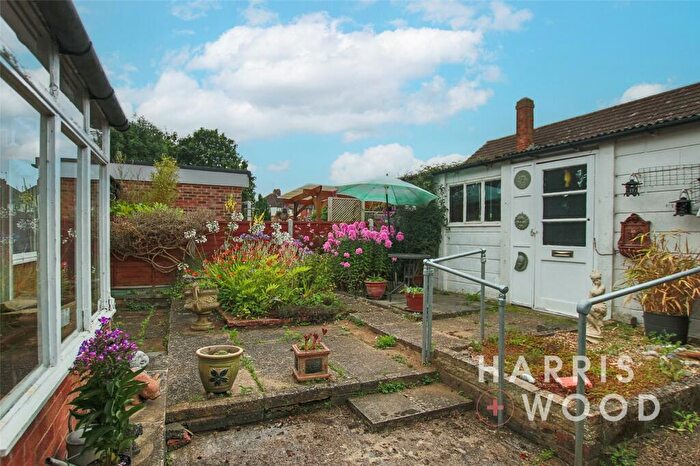 2 Bedroom Bungalow For Sale In Cottage Drive, Colchester, Essex, CO2