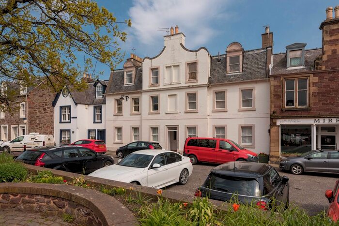 1 Bedroom Flat For Sale In / The Square, East Linton, East Lothian, EH40