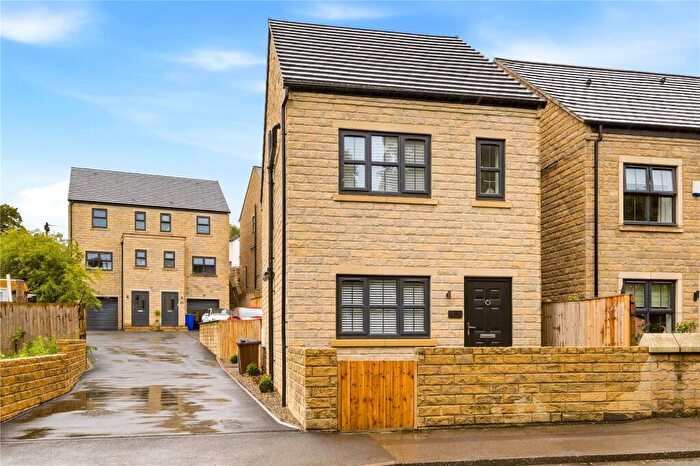 3 Bedroom House For Sale In Long Ing Lane, Barnoldswick, Lancashire, BB18