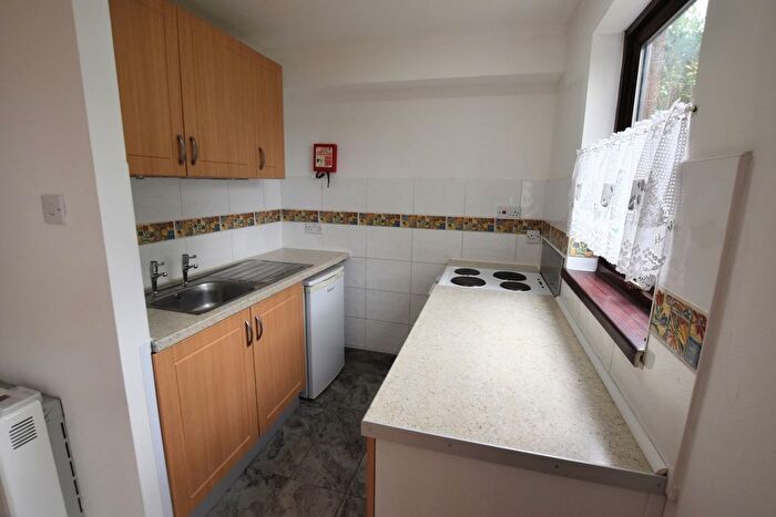 1 Bedroom Maisonette To Rent In Wimbledon Place, Bradwell Common, Milton Keynes, MK13