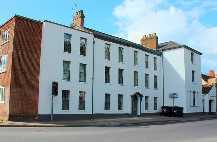 1 Bedroom Flat To Rent In Harriet Foster House, Taunton Town Centre, TA1