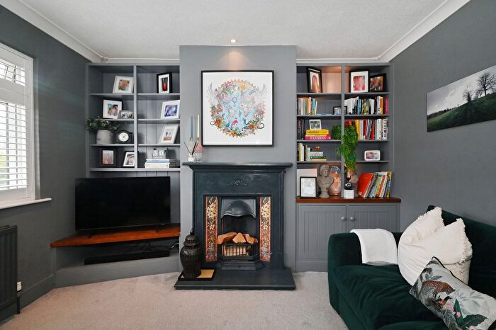 3 Bedroom Flat For Sale In Oxford Street, Whitstable, CT5