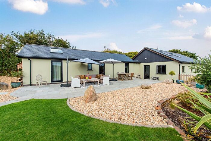 3 Bedroom Barn Conversion For Sale In Tregavethan, Truro, TR4