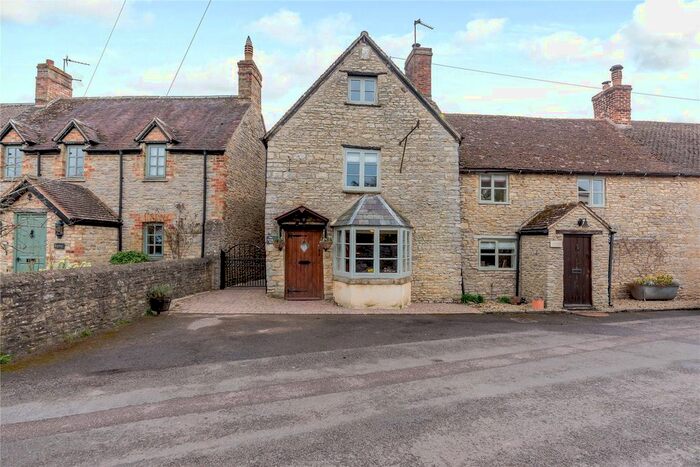 3 Bedroom Semi-Detached House For Sale In High Street, Charlton-On-Otmoor, Kidlington, Oxfordshire, OX5