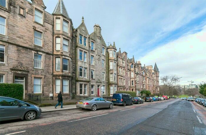 3 Bedroom Flat To Rent In Marchmont Road, Edinburgh, EH9