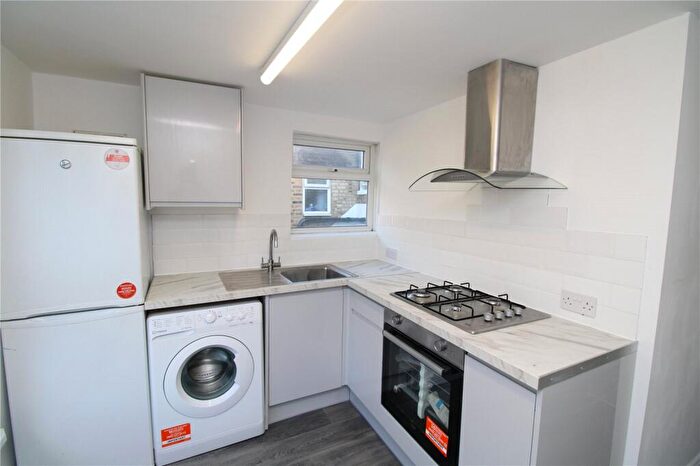 1 Bedroom Apartment To Rent In Mosslea Road, London, SE20