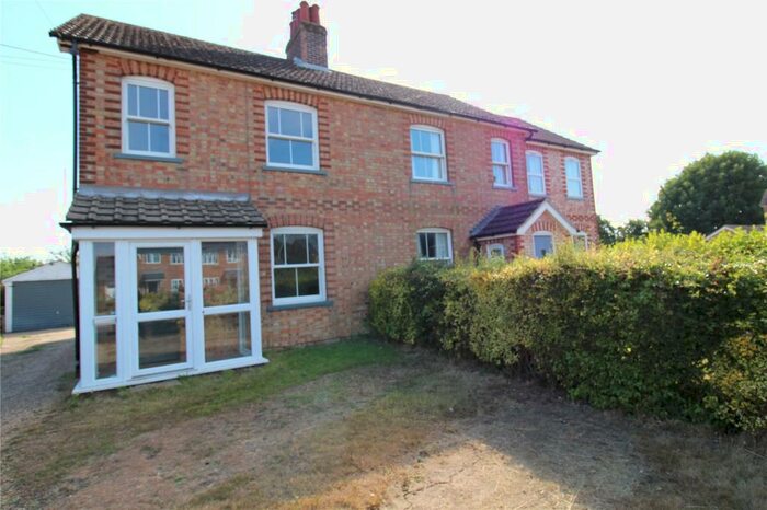 3 Bedroom Detached House To Rent In The Gardens, Raydon, Ipswich, Suffolk, IP7