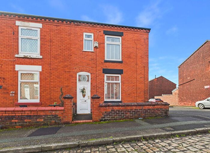 3 Bedroom Terraced House For Sale In Dorning Street, Tyldesley, M29
